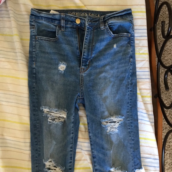 American Eagle Outfitters Denim - american eagle ripped jeans